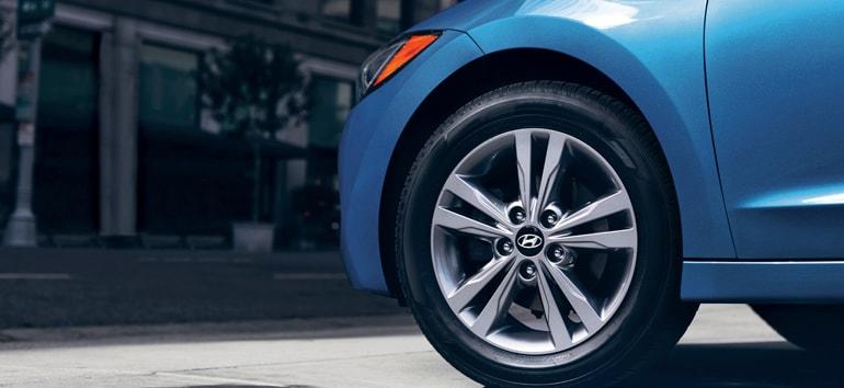 2017 Hyundai Elantra Exterior 1